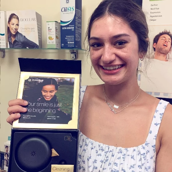 BellaVista's young beautiful clients who undergo our exceptional invisalign treatment.